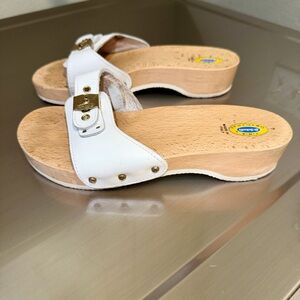 Dr. Scholl's White Leather Sandals